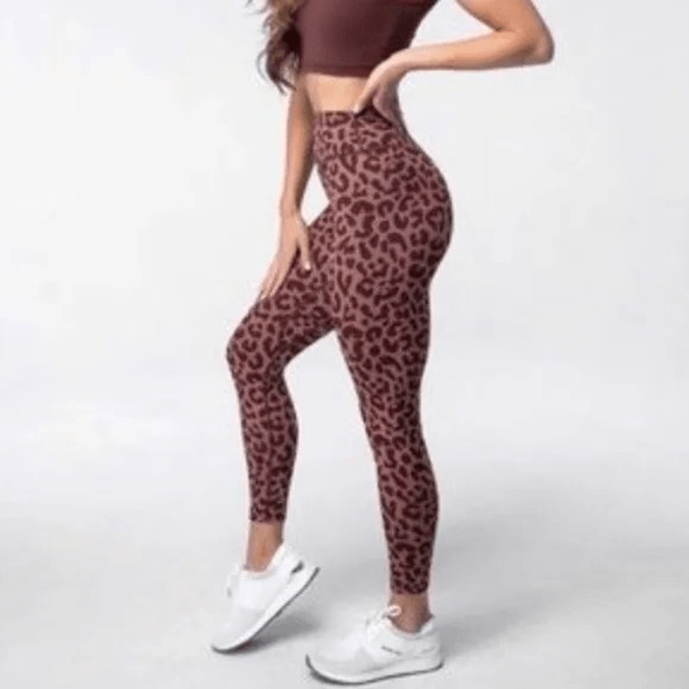 Vitality (Balance Athletica) Cheetah Print Leggings Size medium